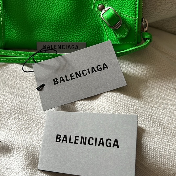 NWT Balenciaga Neo Classic Unisex Leather Crossbody Bag - Picture 7 of 10
